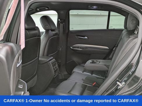 Used 2023 Cadillac XT4 Premium Luxury AWD/4WD image 12