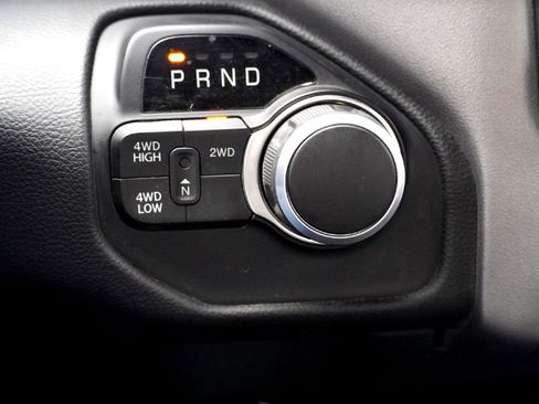 Used 2024 RAM 2500 Big Horn w/ Bed Utility Group image 20