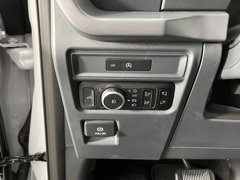 Used 2025 Ford F150 XLT w/ Equipment Group 302A MID image 19