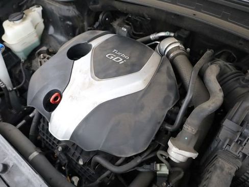 Used 2013 Hyundai Santa Fe Sport 2.0T image 11