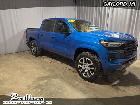 Used 2023 Chevrolet Colorado Z71 w/ Z71 Convenience Package 2 image 1
