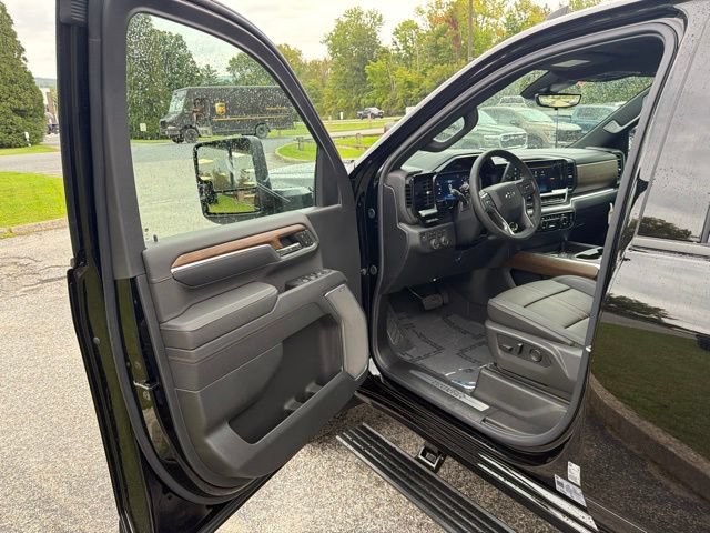 New 2026 Chevrolet Silverado 2500 High Country AWD/4WD image 17