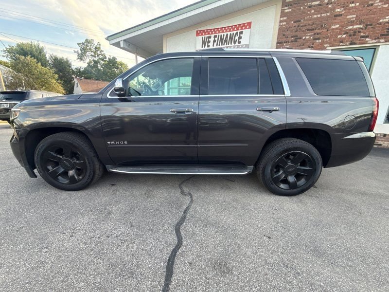 Used 2017 Chevrolet Tahoe Premier AWD/4WD image 8