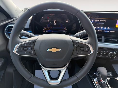 New 2026 Chevrolet Trax LT w/ Driver Confidence Package image 15