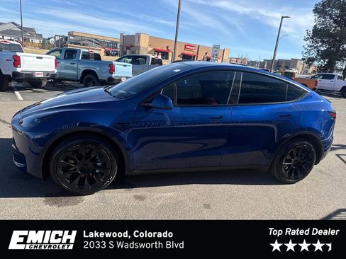 Used 2024 Tesla Model Y Long Range image 2