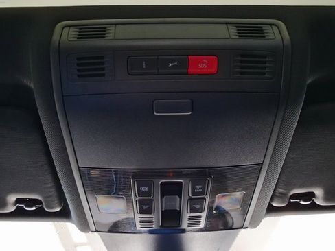 Used 2019 Volkswagen GTI Autobahn image 31