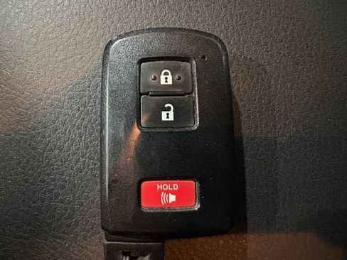 Used 2018 Toyota Tacoma TRD Off-Road AWD/4WD image 20