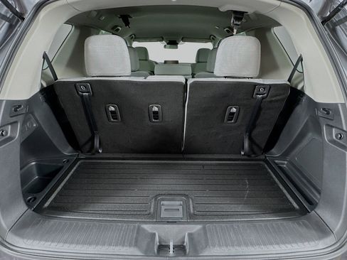 Certified 2023 Honda Pilot LX image 24