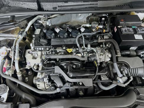 Used 2024 Toyota Corolla LE image 31