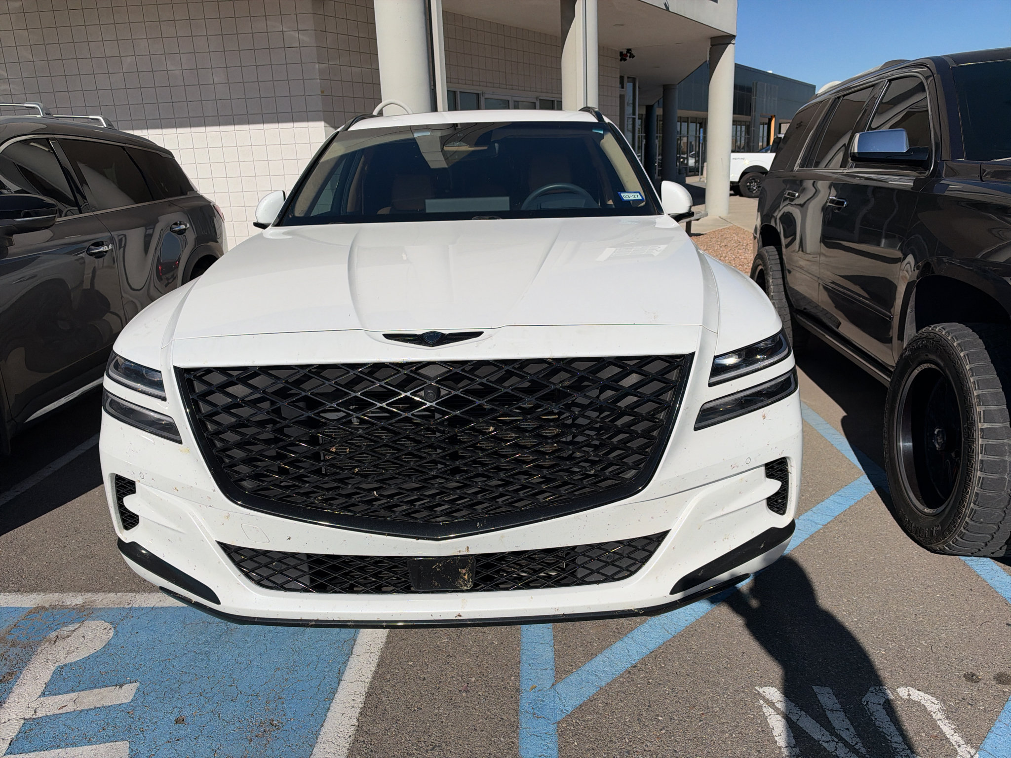 Used 2023 Genesis GV80 3.5T w/ Cargo Package AWD/4WD image 2