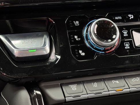 New 2026 GMC Sierra 2500 AT4X image 17