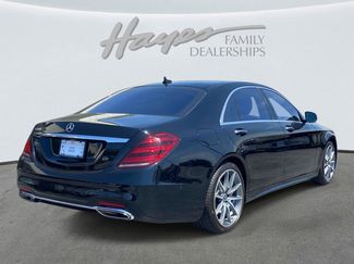 Used 2019 Mercedes-Benz S 560 Sedan video 3