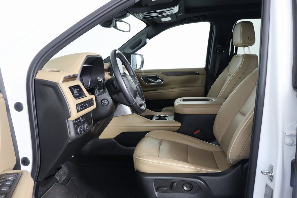 Used 2022 Chevrolet Tahoe Premier AWD/4WD image 10