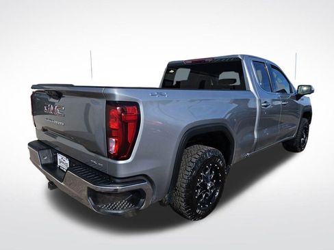 Used 2023 GMC Sierra 1500 SLE image 5