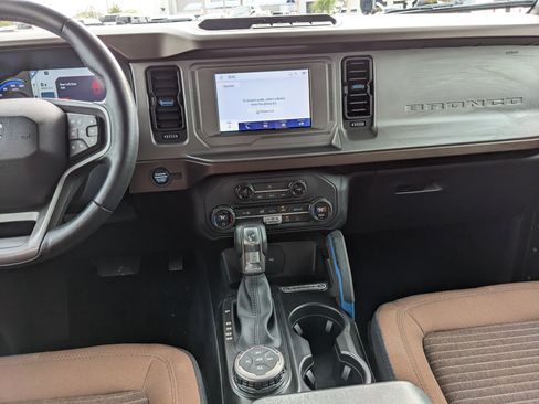 Certified 2023 Ford Bronco Outer Banks image 15