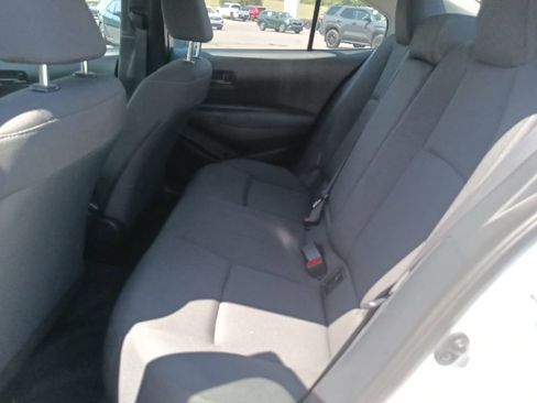 Used 2023 Toyota Corolla LE FWD image 27