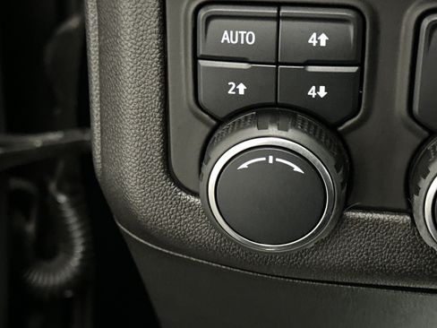 Used 2021 Chevrolet Tahoe Premier w/ Premium Package image 44