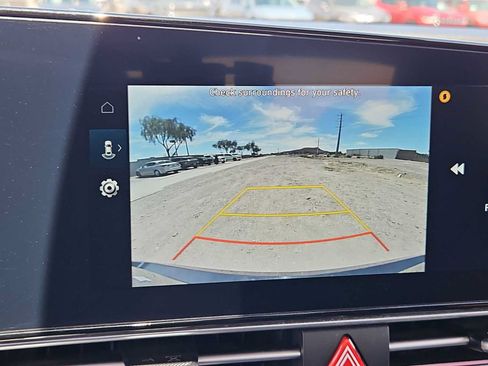 Certified 2024 Hyundai Elantra SEL FWD image 29