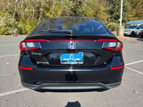 Certified 2023 Honda Civic EX-L image 4