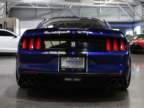 Used 2016 Ford Mustang Shelby GT350 w/ Technology Package image 10