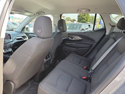 Used 2023 GMC Terrain SLE w/ Driver Convenience Package AWD/4WD image 9