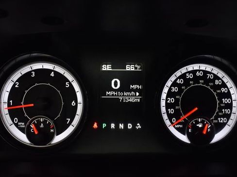 Used 2018 RAM 2500 Tradesman w/ Chrome Appearance Group image 28