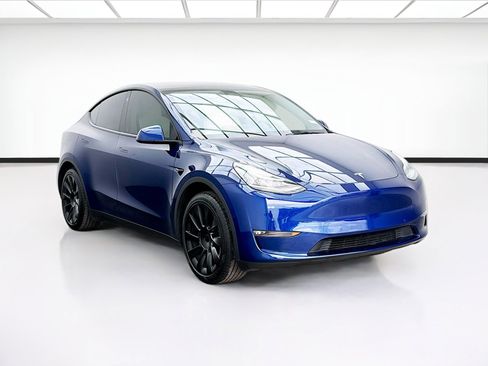 Used 2021 Tesla Model Y 2WD image 3
