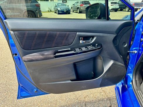 Used 2018 Subaru WRX STI AWD/4WD image 9