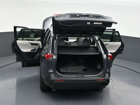 Used 2025 Toyota RAV4 XLE Premium image 36