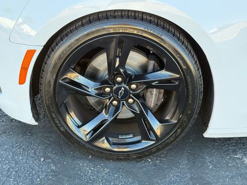 Used 2020 Chevrolet Camaro SS image 10