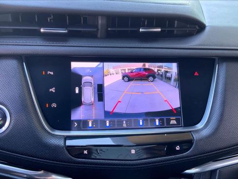 Used 2020 Cadillac XT5 Premium Luxury AWD/4WD image 29