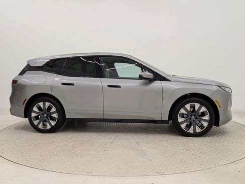 New 2026 BMW iX xDrive60 image 8