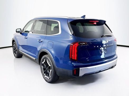 Certified 2024 Kia Telluride S w/ S Sunroof Package AWD/4WD image 7
