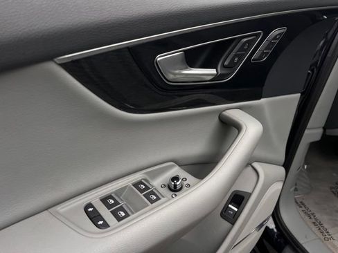 Used 2018 Audi Q7 3.0T Premium Plus w/ Premium Plus Package image 11