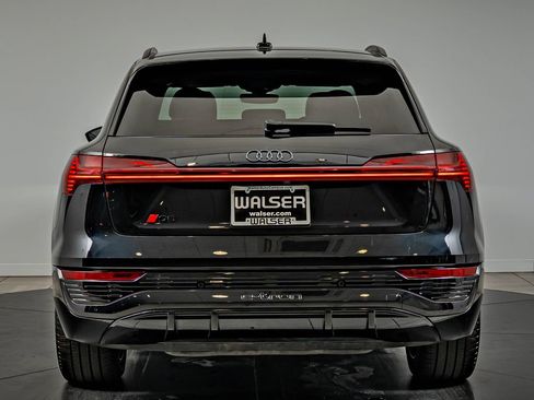 Used 2024 Audi Q8 e-tron Prestige w/ Prestige Package AWD/4WD image 6