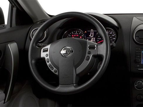 Used 2014 Nissan Rogue S FWD image 10