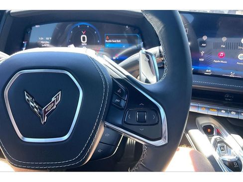 Used 2026 Chevrolet Corvette Stingray Coupe w/ 1LT RWD image 18