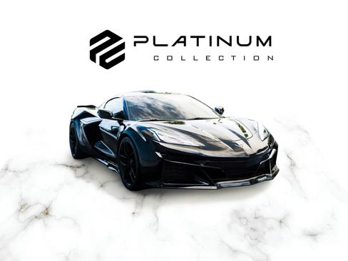 Used 2025 Chevrolet Corvette Z06 RWD image 1