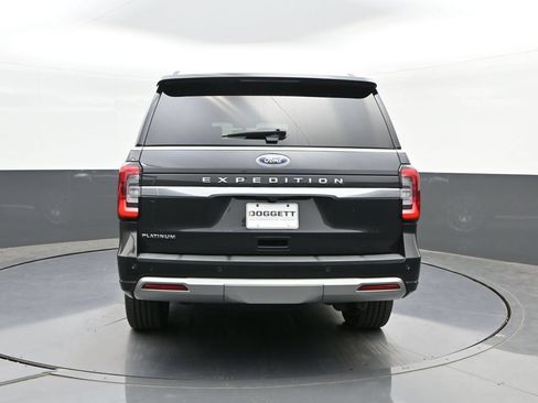 Used 2022 Ford Expedition Platinum RWD image 8