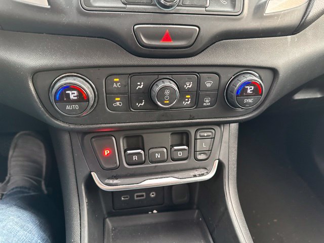 Used 2019 GMC Terrain SLE w/ Driver Convenience Package AWD/4WD image 25