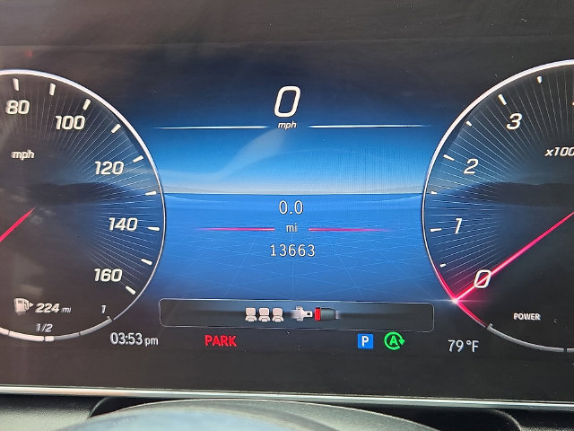 Used 2024 Mercedes-Benz GLC 300 4MATIC w/ Advanced USB Package image 21