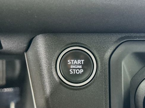 Used 2025 Land Rover Defender 110 S AWD/4WD image 21