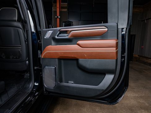 Used 2026 GMC Sierra 3500 Denali Ultimate image 39