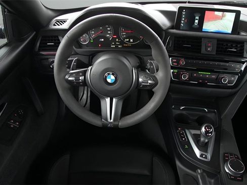 Used 2020 BMW M4 CS w/ Executive Package image 17