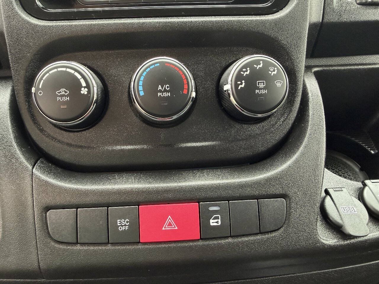 Used 2021 RAM ProMaster 1500 FWD image 25