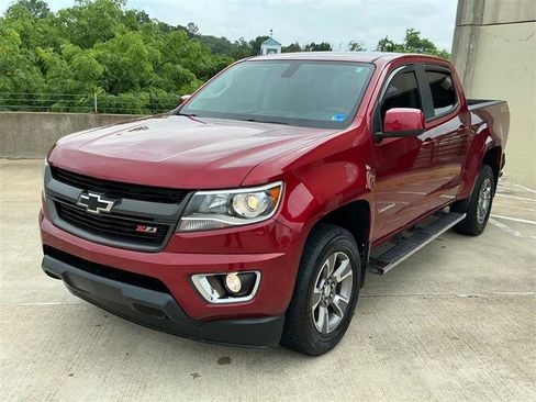 Used 2017 Chevrolet Colorado Z71 RWD image 10