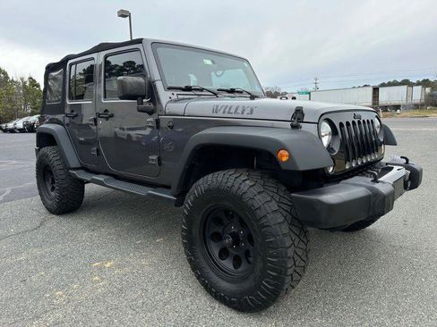 Used 2016 Jeep Wrangler Unlimited Sport AWD/4WD image 2