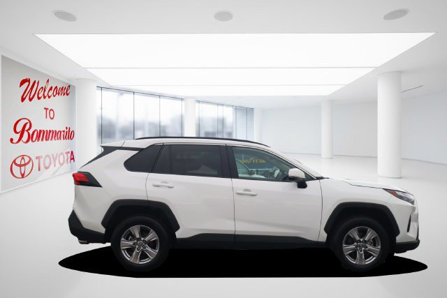 Used 2025 Toyota RAV4 XLE w/ Weather Package AWD/4WD image 5