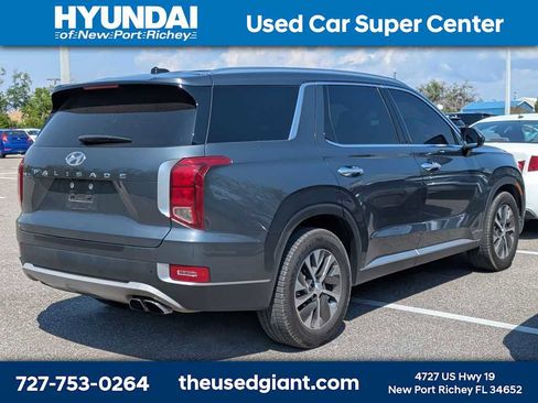 Used 2022 Hyundai Palisade SEL image 3