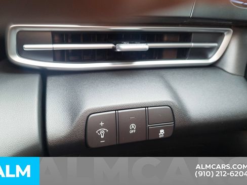 Certified 2026 Hyundai Elantra SE FWD image 31